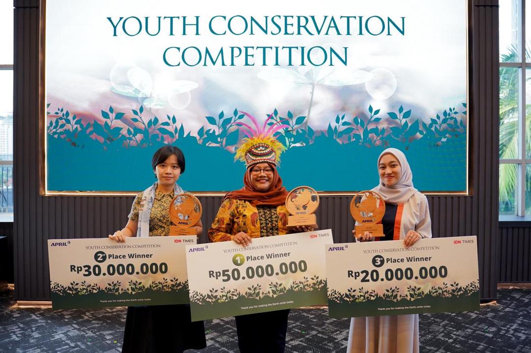 Para pemenang Youth Conservation Competition