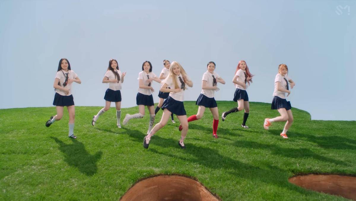 koreografi Hearts2Hearts untuk MV "STYLE" (youtube.com/SMTOWN)
