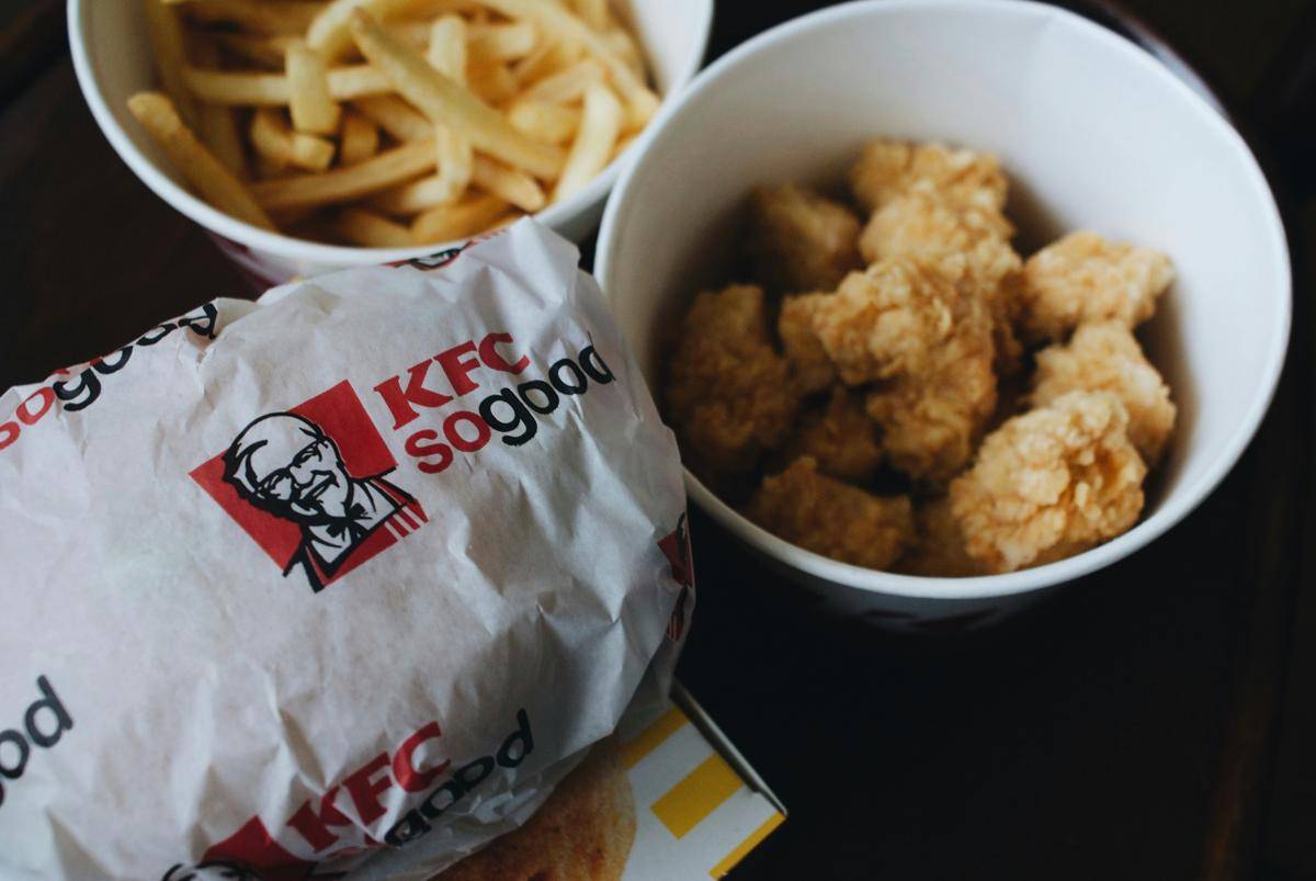 ilustrasi KFC (unsplash.com/Aleks Dorohovich)