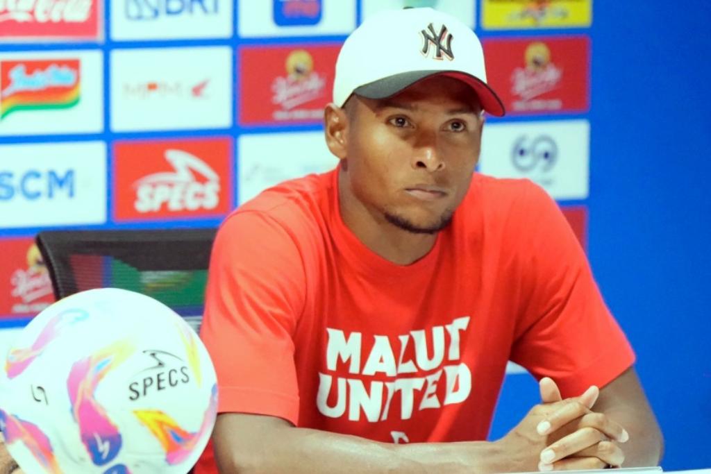 Malut United Pertahankan Pilar Kunci, Perpanjang Kontrak Wbeymar Angulo