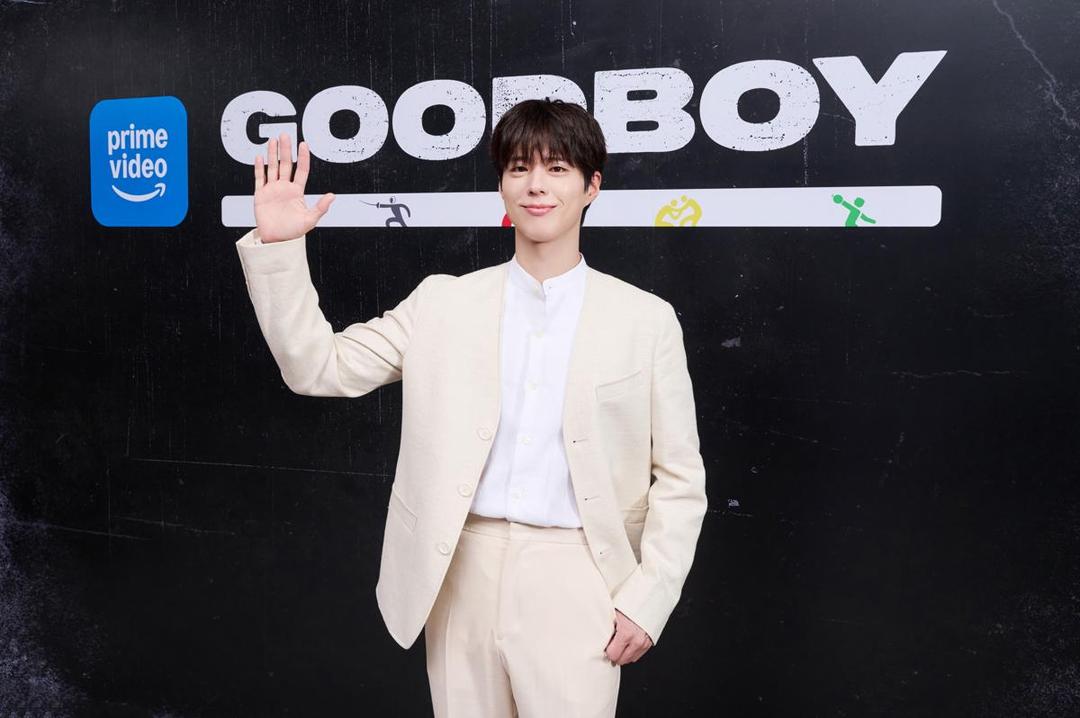[Prime Video] GOOD BOY — Photo Backdrop_Park Bo-gum_02.jpg