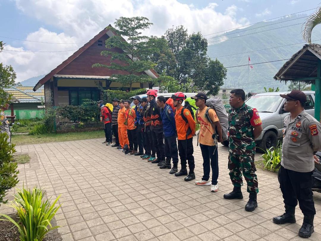 Teriakan Minta Tolong Selamatkan Pendaki Brasil yang Terjatuh di Rinjani