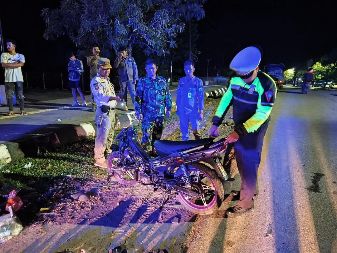 2 Motor Adu Kambing di Sekayu Muba, 3 Orang Dilarikan ke RS