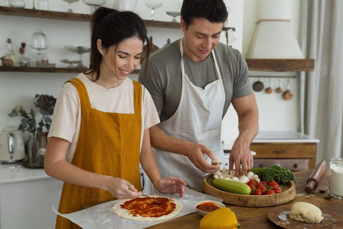 ilustrasi masak bersama pasangan