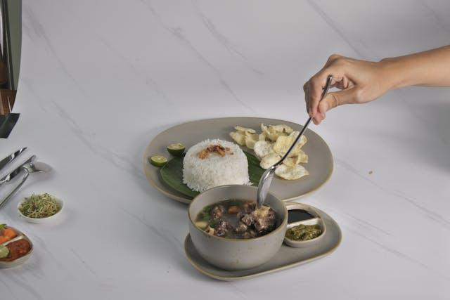 Potret soto daging khas Indonesia (pexels.com/Daniel Lee)