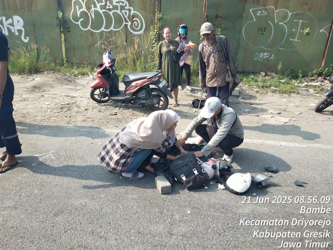 Pelajar 15 Tahun Tewas Tertabrak Truk Misterius di Gresik, Sopir Kabur! 
