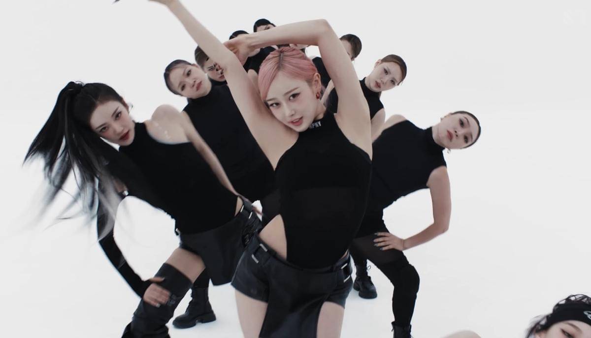 part ikonik Giselle aespa di lagu "Whiplash" (youtube.com/SMTOWN)