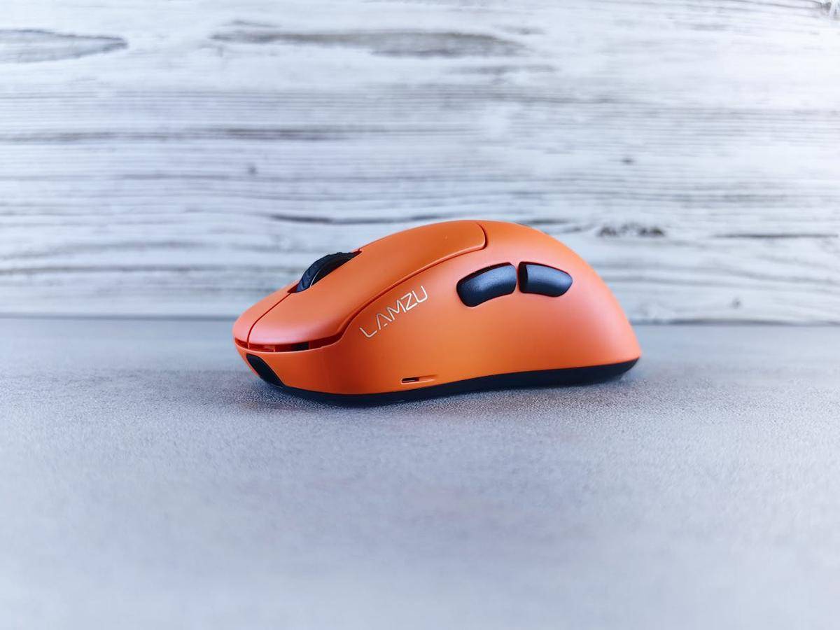 ilustrasi mouse bluetooth (pexels.com/Andrey Matveev)
