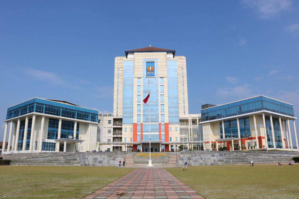 Universitas Negeri Semaran - Unesa (unesa.ac.id) 