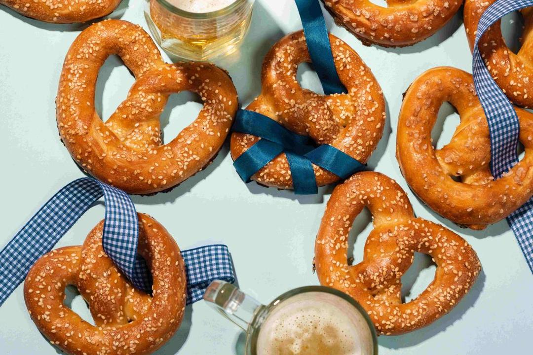 5 Tips Membuat Pretzel yang Empuk di Dalam dan Renyah di Luar