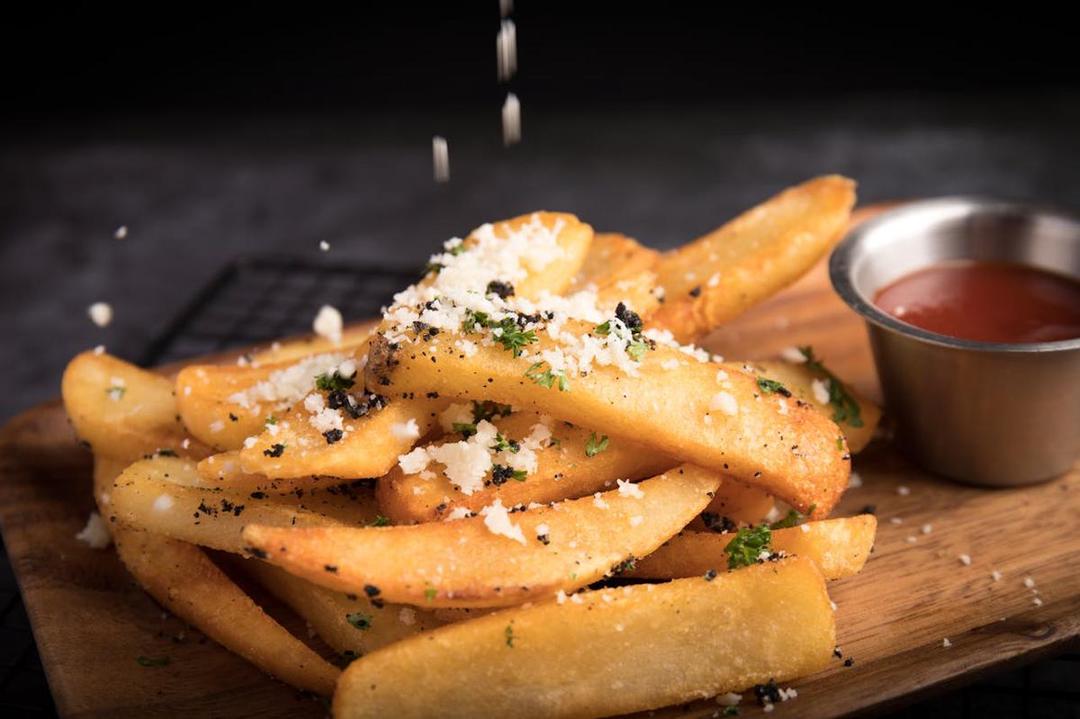 Resep French Fries ala Restoran Cepat Saji, Lembut Tapi Renyah!
