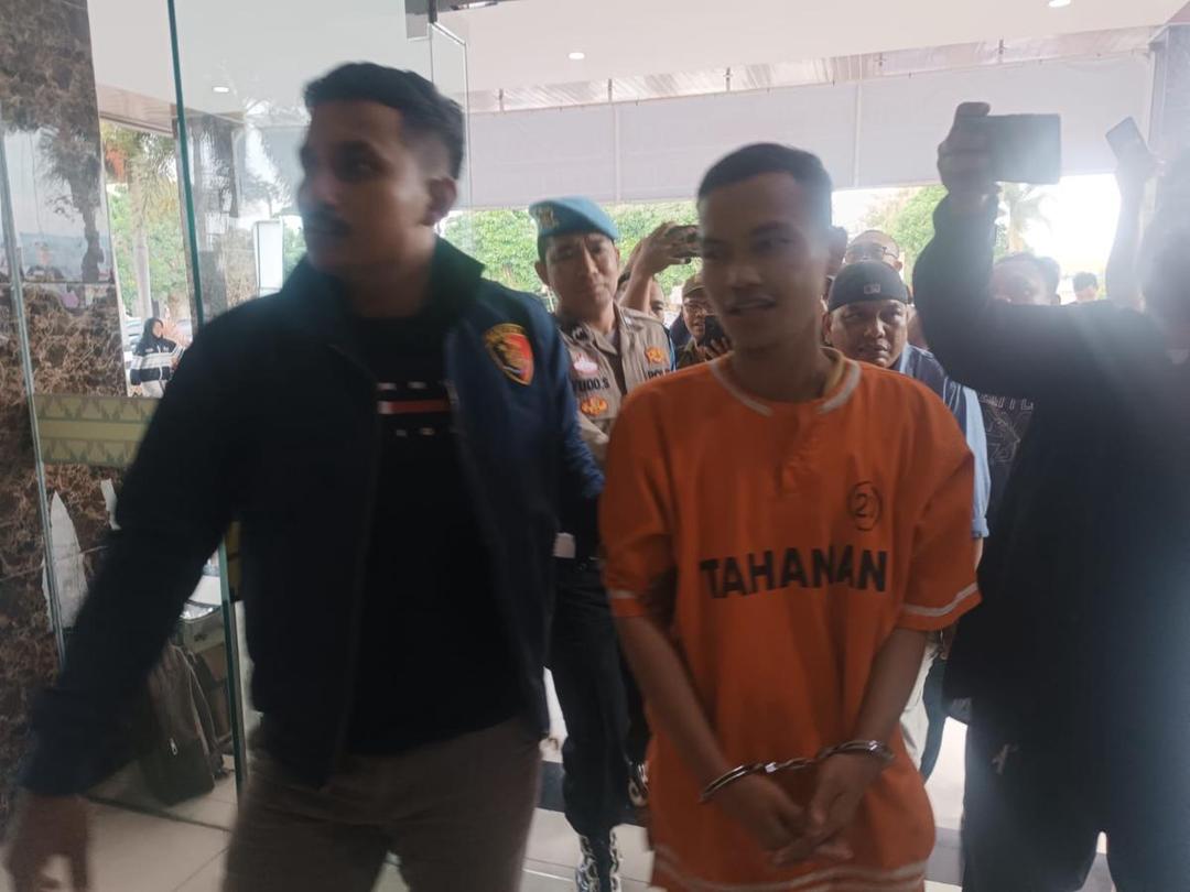 Guru Honorer Madrasah Bandar Lampung Sodomi 6 Murid, Suguhi Video Porno