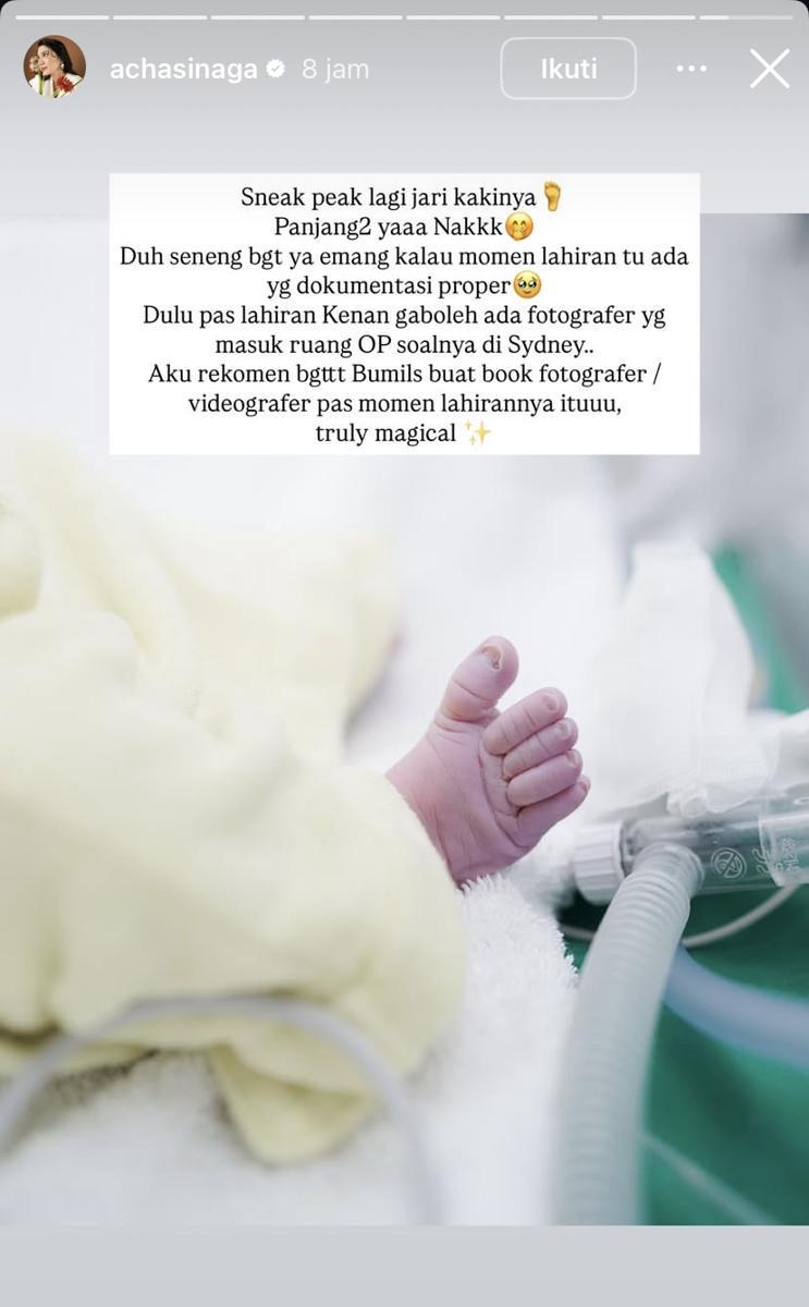 Acha Sinaga melahirkan anak ketiga