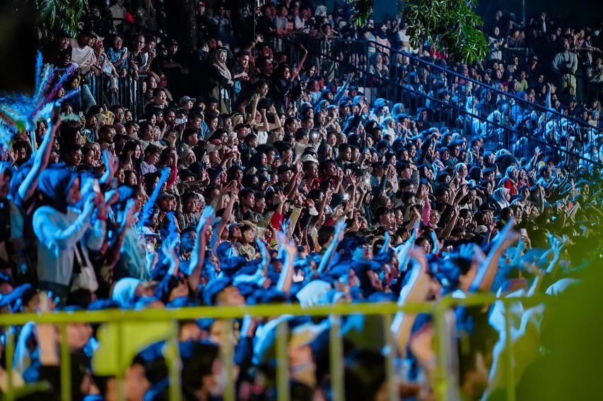 Penuh tawa, musik, dan hangatnya kebersamaan warga kota di Malam Puncak Perayaan HUT ke-498 Kota Jakarta! 🥳🎉Beragam kemeriahan rangkaian acara dinikmati warga Jakarta yang antusias hadir di Taman Lapangan Bante (3).jpg