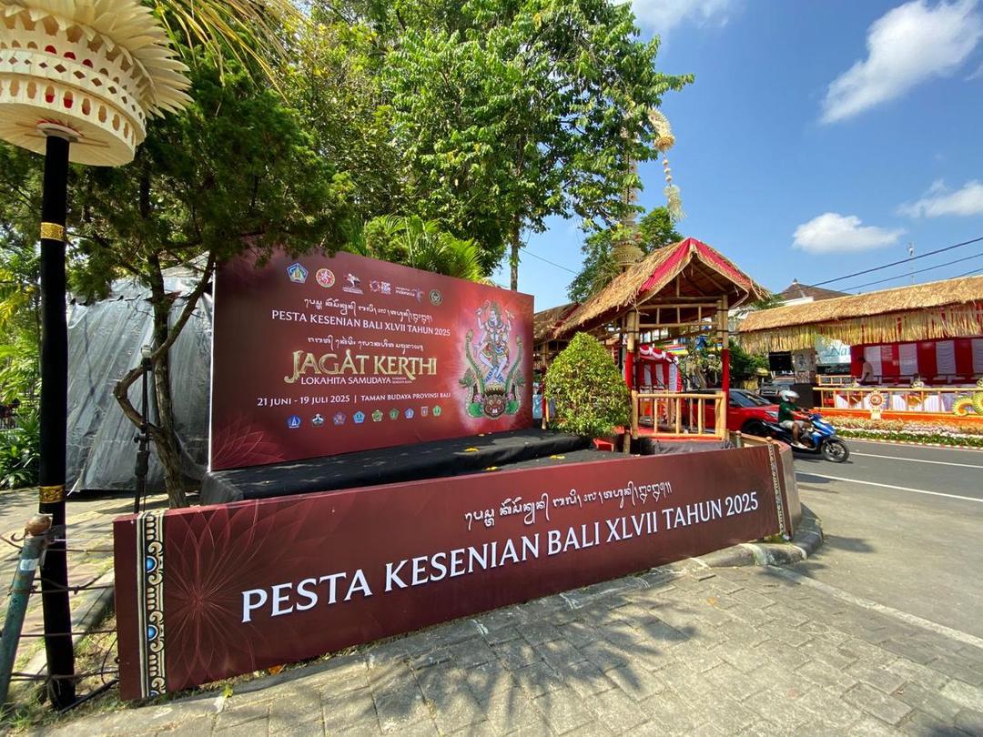 pesta kesenian bali
