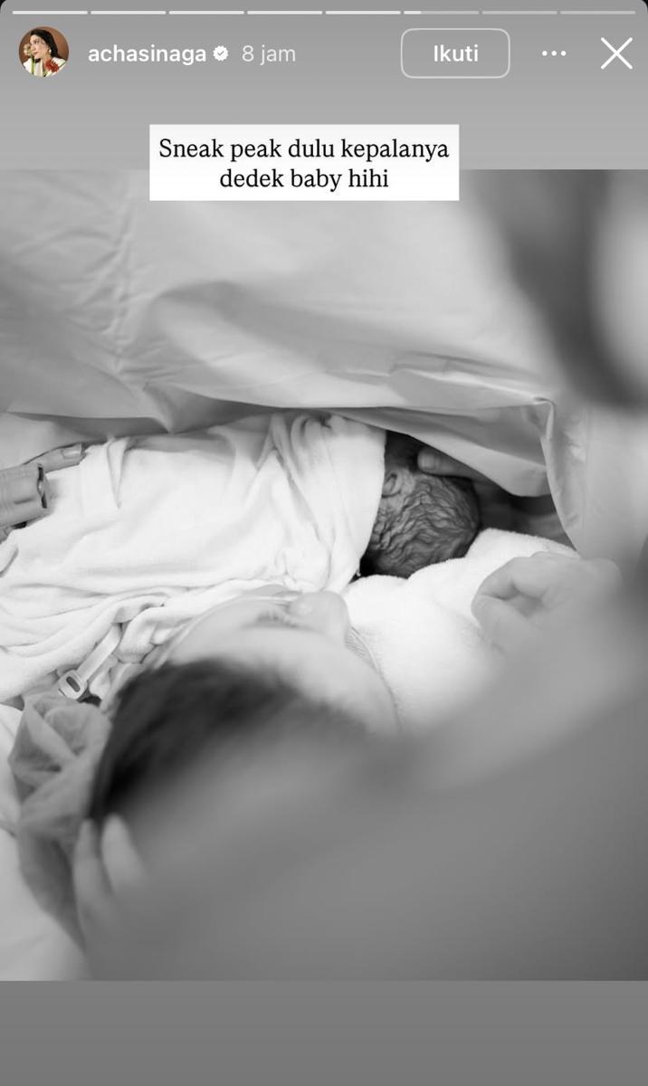 Acha Sinaga melahirkan anak ketiga