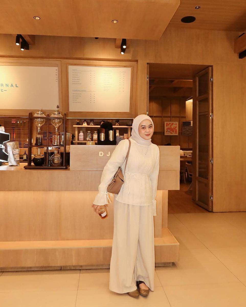 Adzra Afifah (instagram.com/adzraafifah)