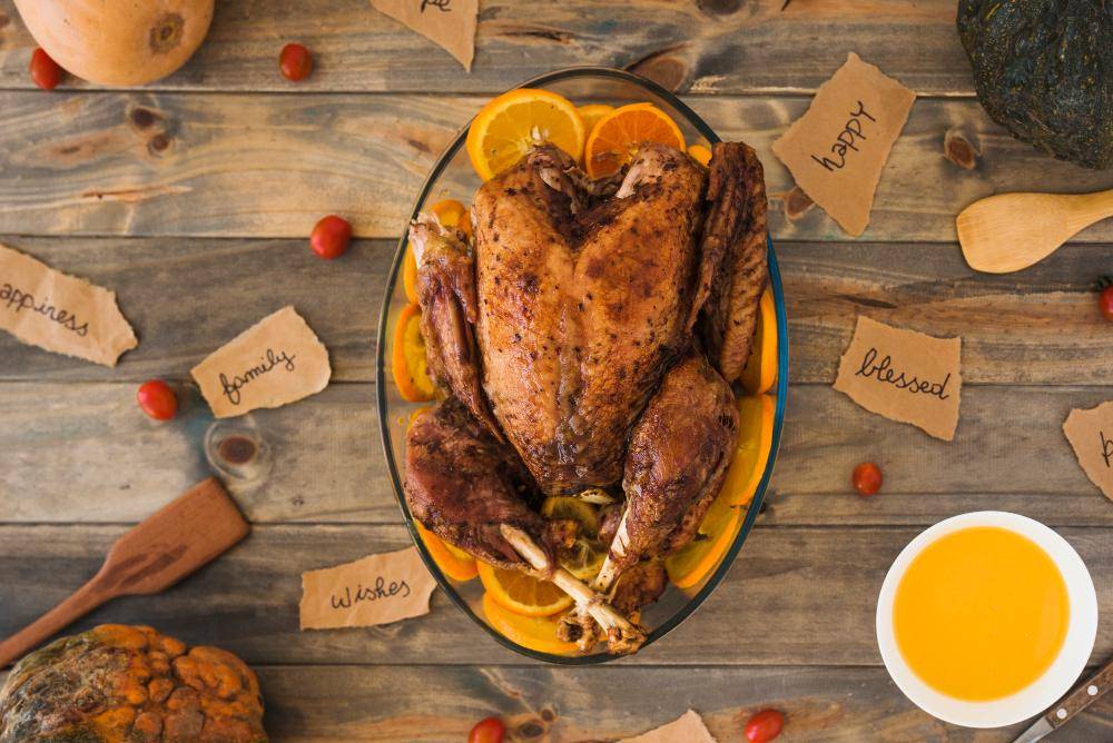 ilustrasi ayam ingkung (freepik.com/freepik)