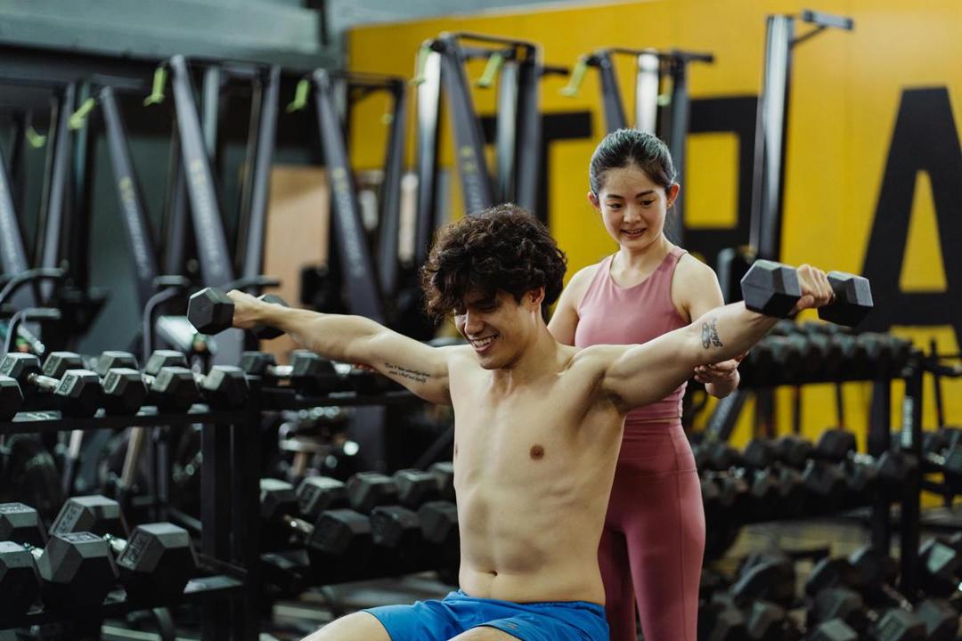 ilustrasi gym (pexels.com/Ketut Subiyanto)