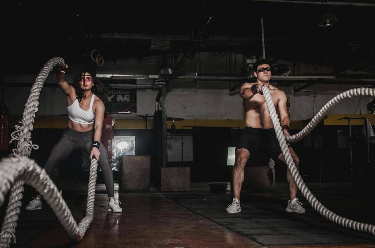 ilustrasi olahraga di gym (pexels.com/ Leon Ardho)
