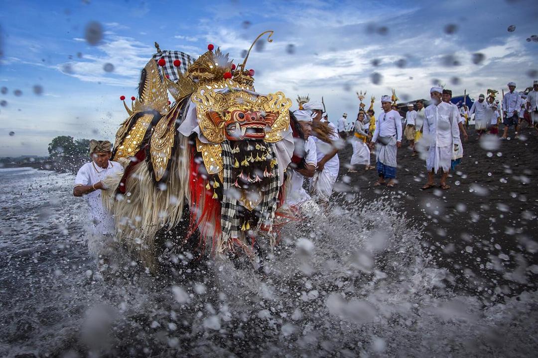 Ritual_Melasti.jpg