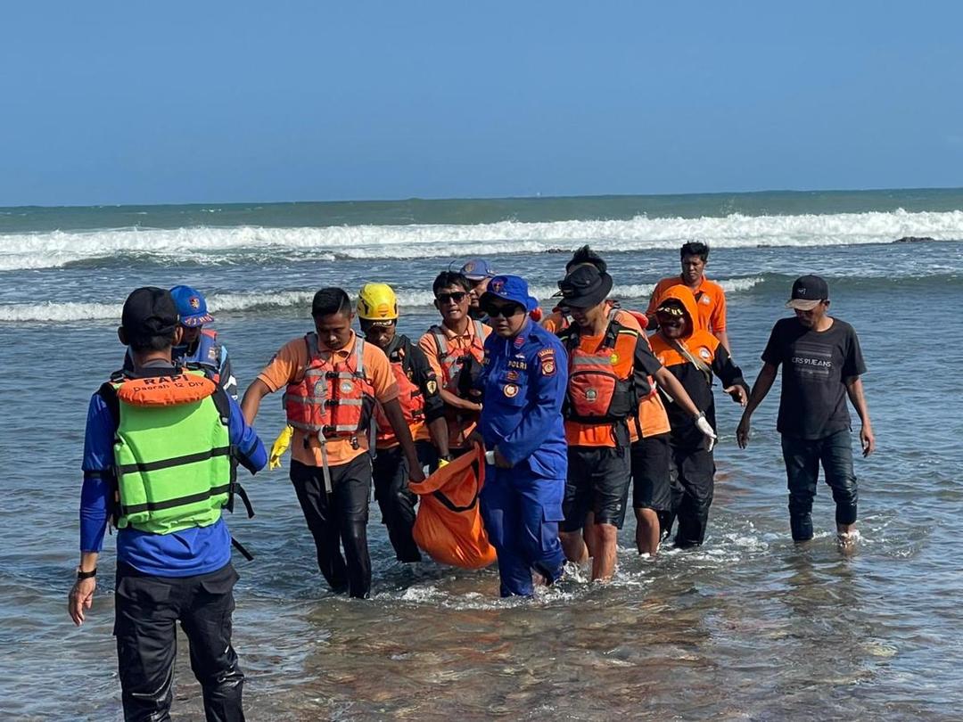 Wisatawan yang Tenggelam di Pantai Watukodok Ditemukan Meninggal
