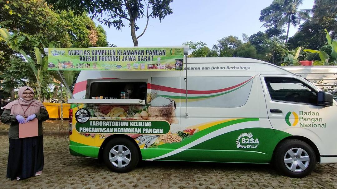 Mobillaboratorium keliling bapanas.jpg