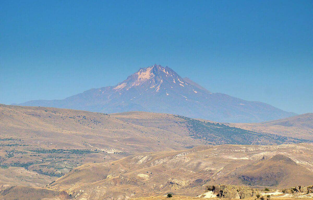 Pemandangan Gunung Erciyes dari Bukit Aktepe.