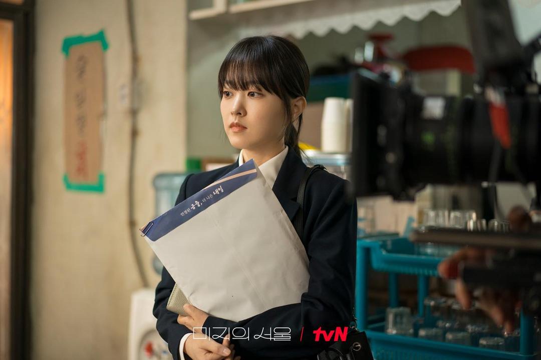 3 Artis yang Berperan Ganda di Drakor Our Unwritten Seoul