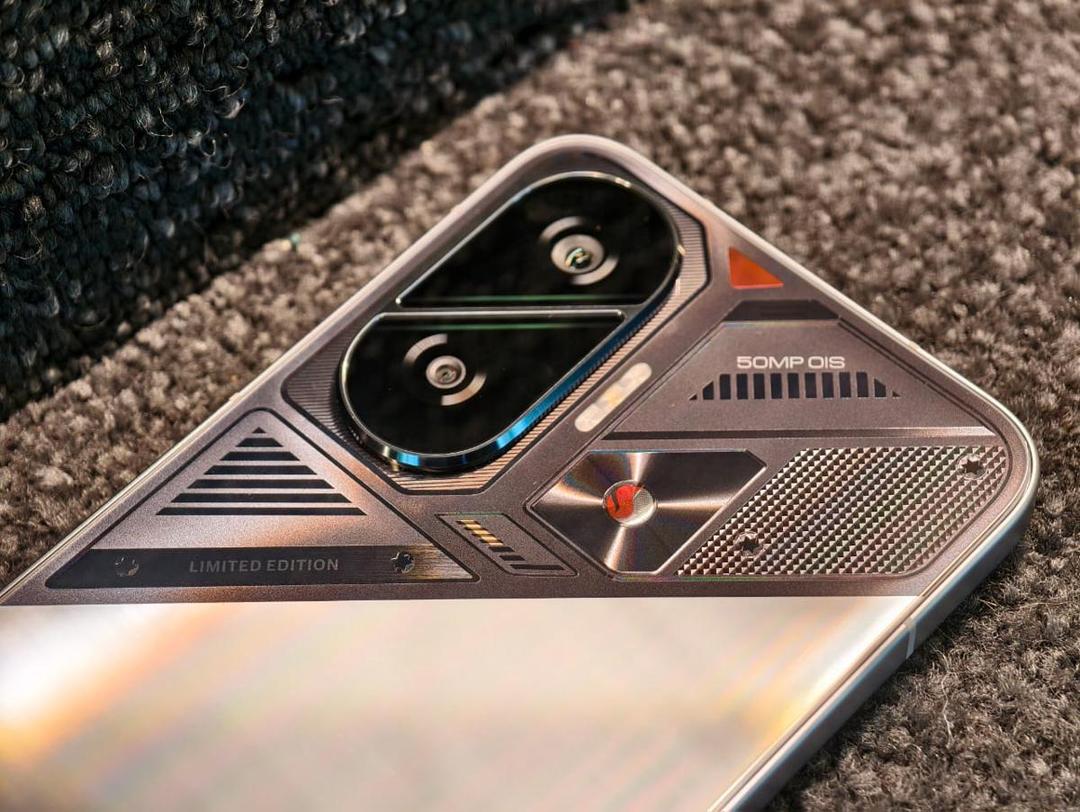 POCO F7