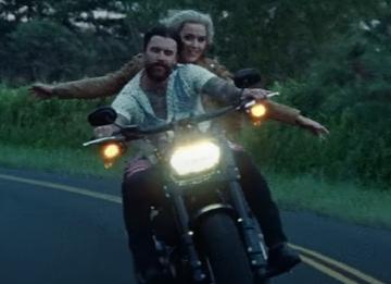 cut scene video klip Harleys In Hawaii - Katy Perry (youtube.com/Katy Perry)