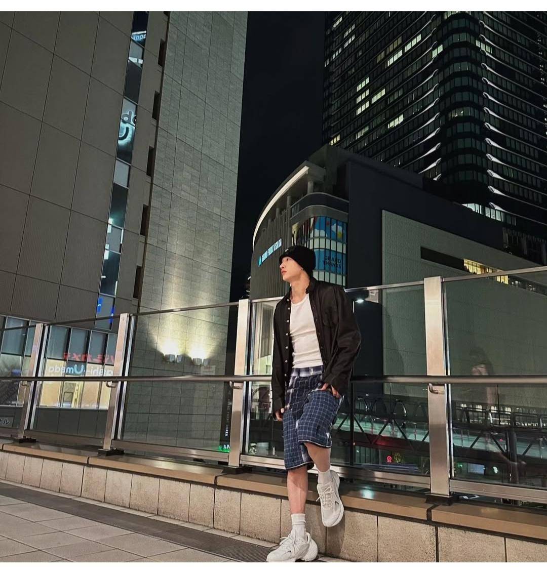 Bang Chan Stray Kids (instagram.com/gnabnahc) 