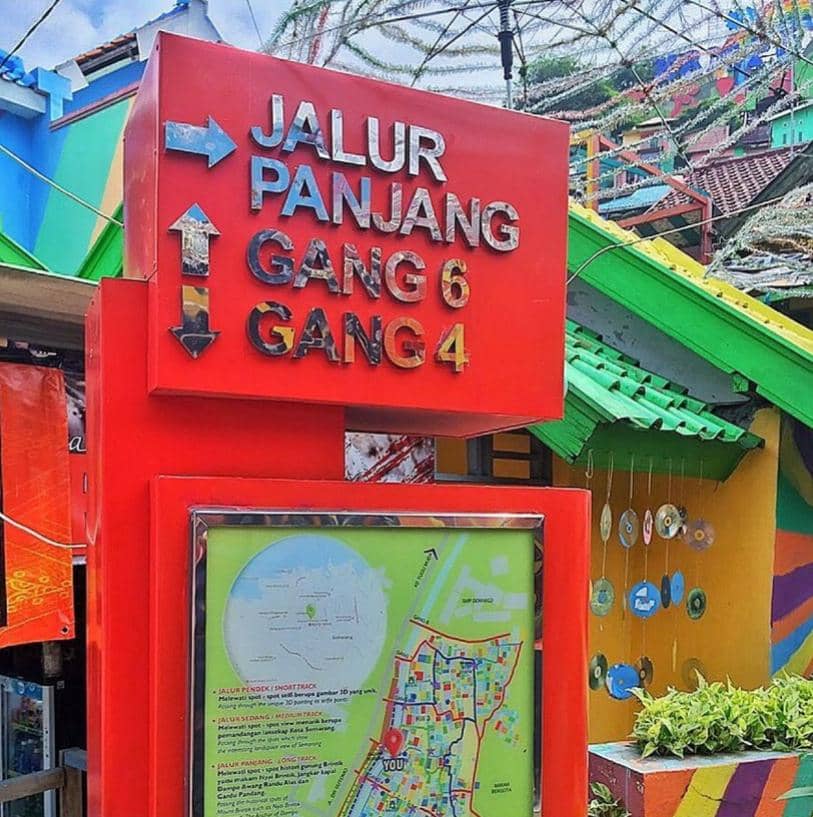 Warna-warni Kampung Pelangi Semarang yang memanjakan mata. (Instagram.com/kampungpelangi_smg)