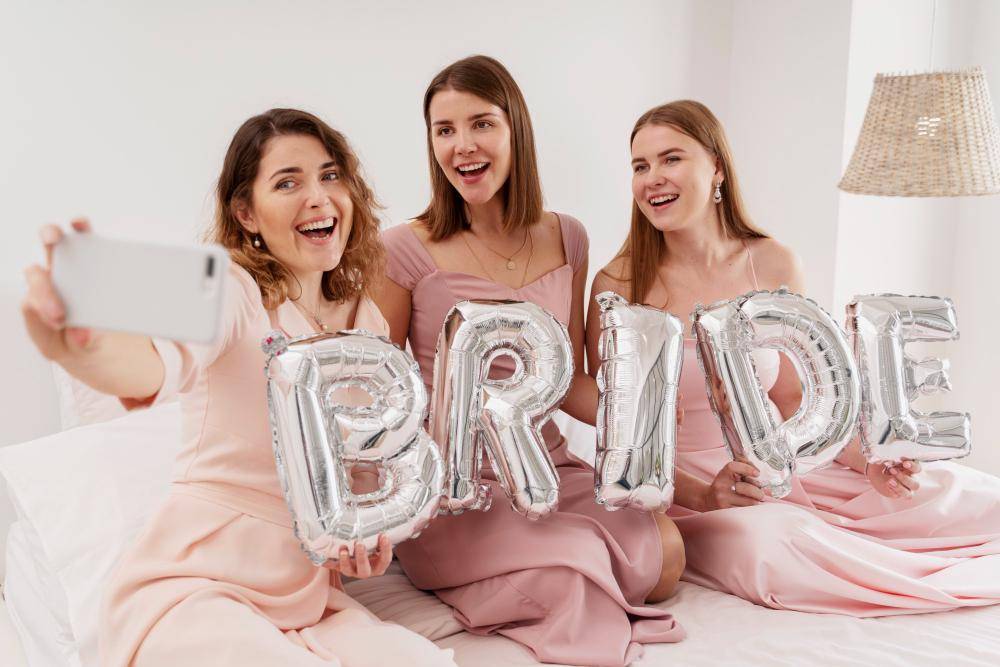 ilustrasi kostum bridal shower