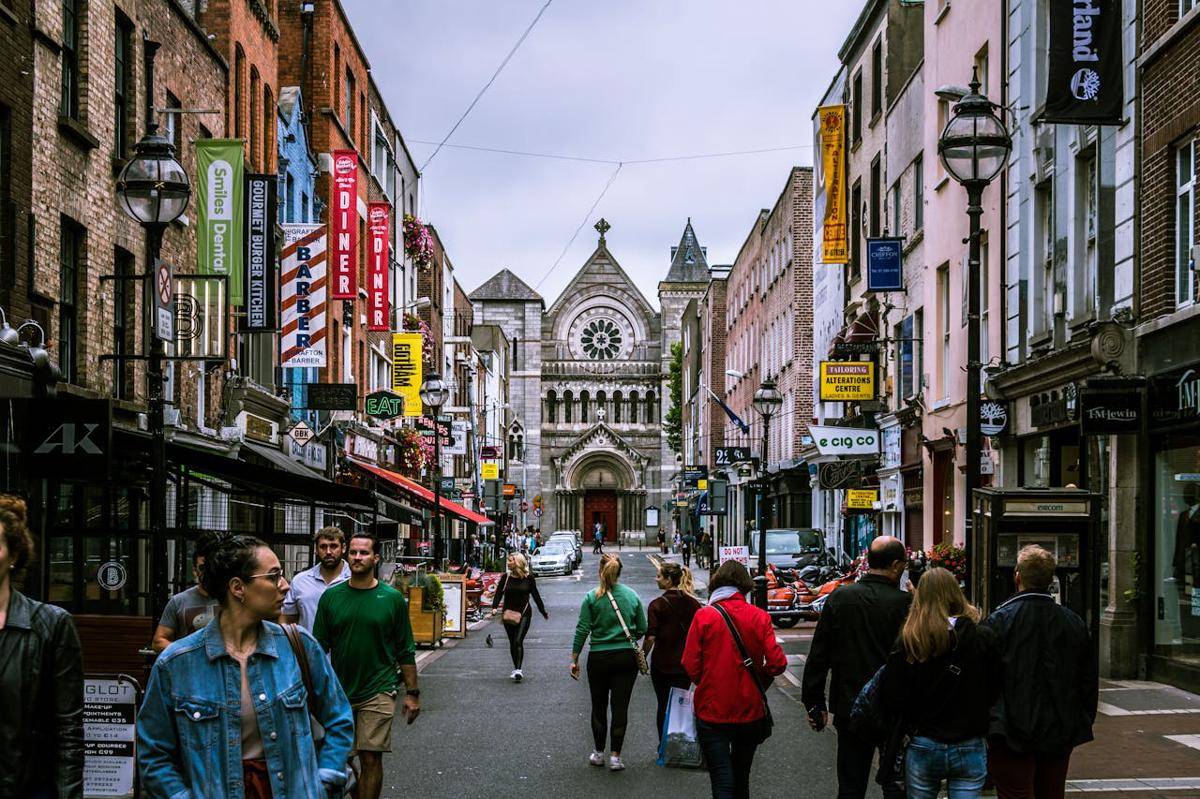 ilustrasi kota di Irlandia (pexels.com/Lukas Kloeppel)