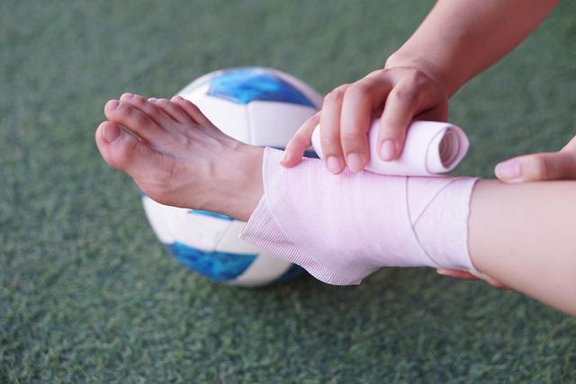 Bedanya Keseleo dan Patah Tulang Pergelangan Kaki, Kenali Gejalanya