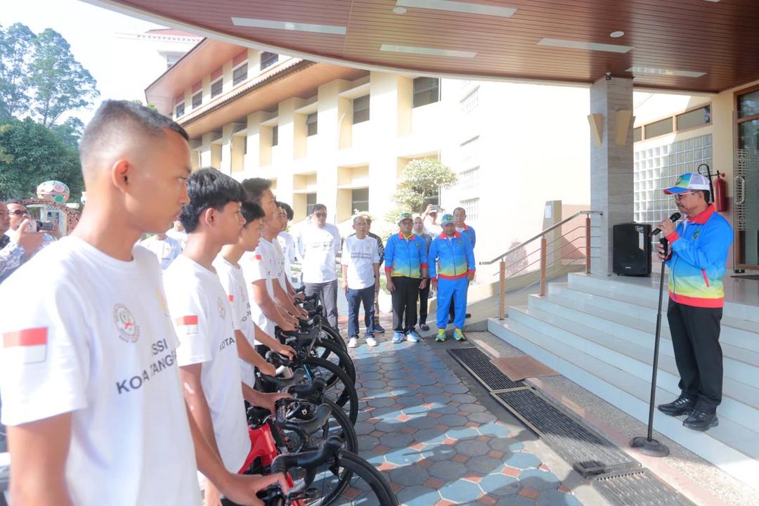 MELEPAS ROAD KEJURNAS BANUWANGI - WALIKOTA5.jpg