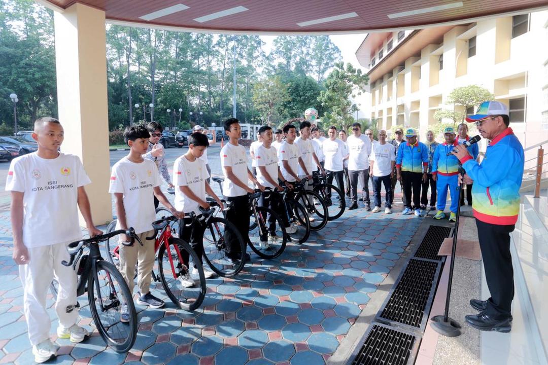 MELEPAS ROAD KEJURNAS BANUWANGI - WALIKOTA6.jpg