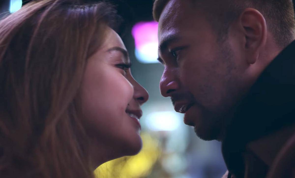 Music Video "Berhenti Buatku Menangis" (YouTube.com/Rans Entertainment)