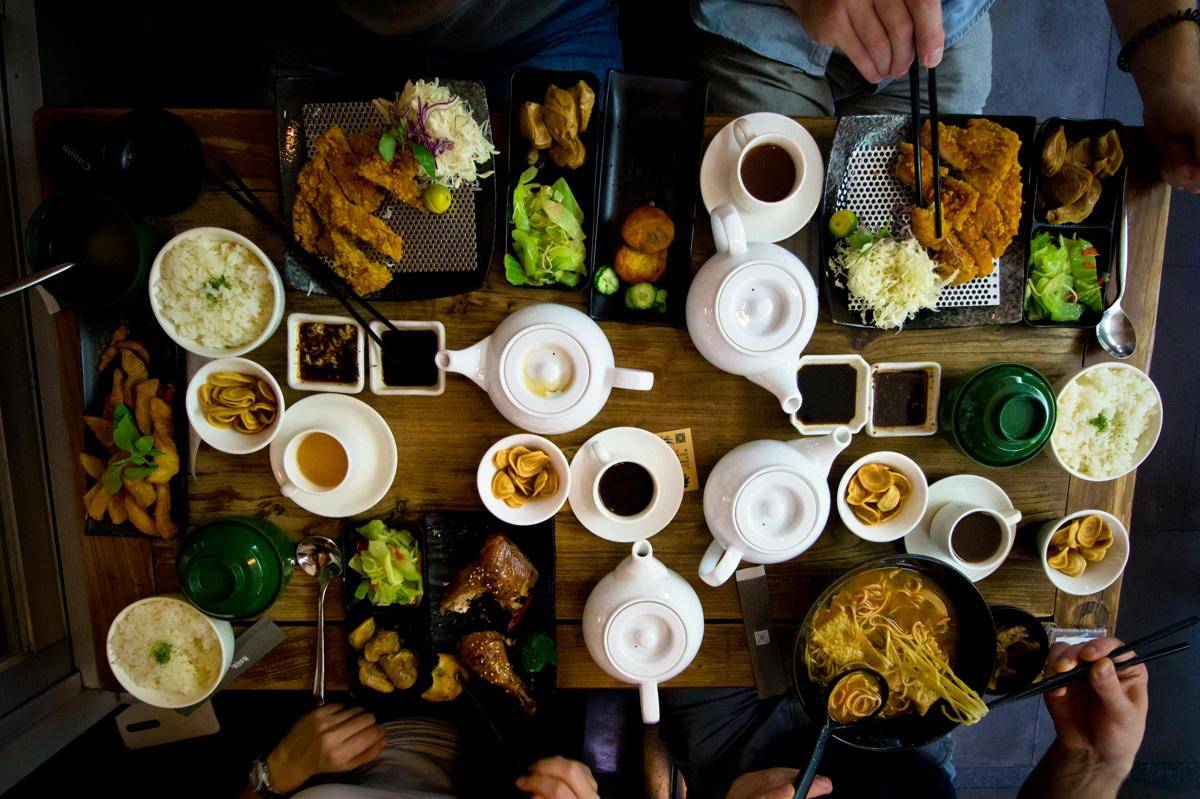 ilustrasi makan malam (pexels.com/Vincent M.A. Janssen)