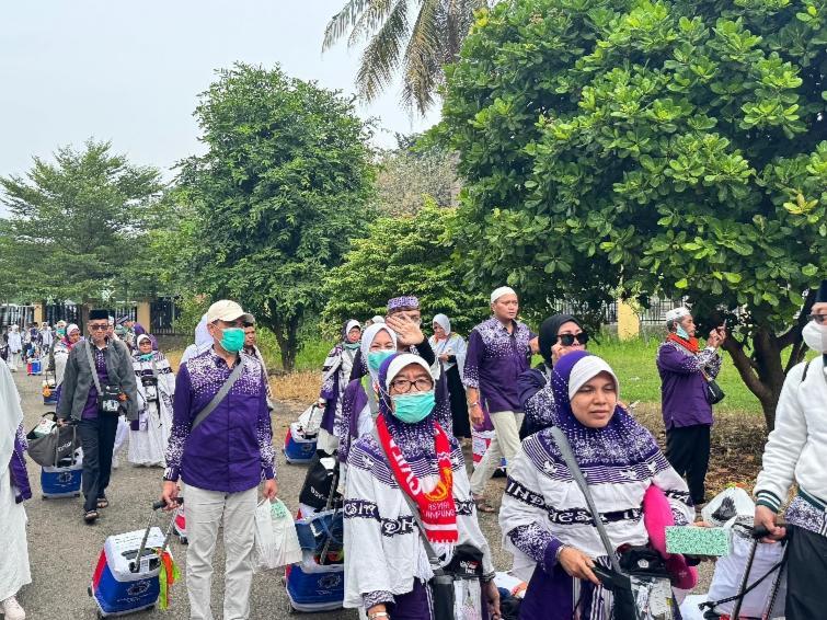 392 Jemaah Tiba, Pemulangan Haji Gelombang Kedua Lampung Dimulai