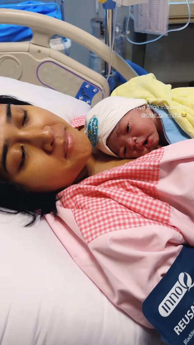 istri Ade Govinda melahirkan anak pertama (instagram.com/ade_govinda)
