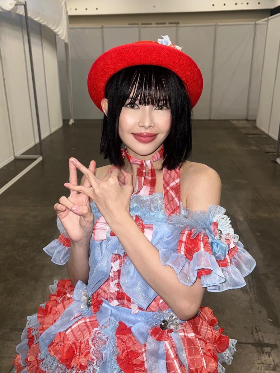 Feni JKT48 (x.com/@F_FeniJKT48)