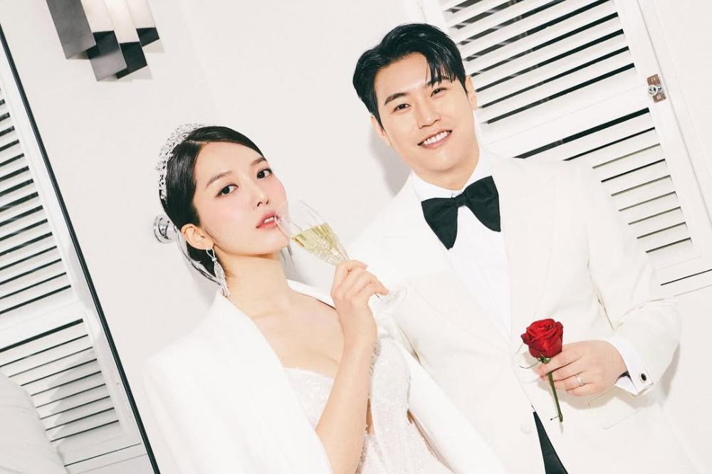 Potret pernikahan Chanmi dan Song Eui Hwan