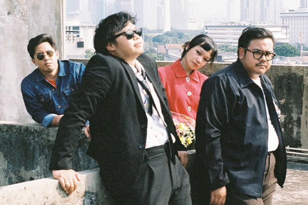 Lirik Lagu Reality Club - You'll Find Lovers Like You and Me