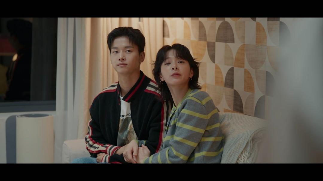 VS--Netflix-OhMyGhostClientsE10Episode10-58’22”.png