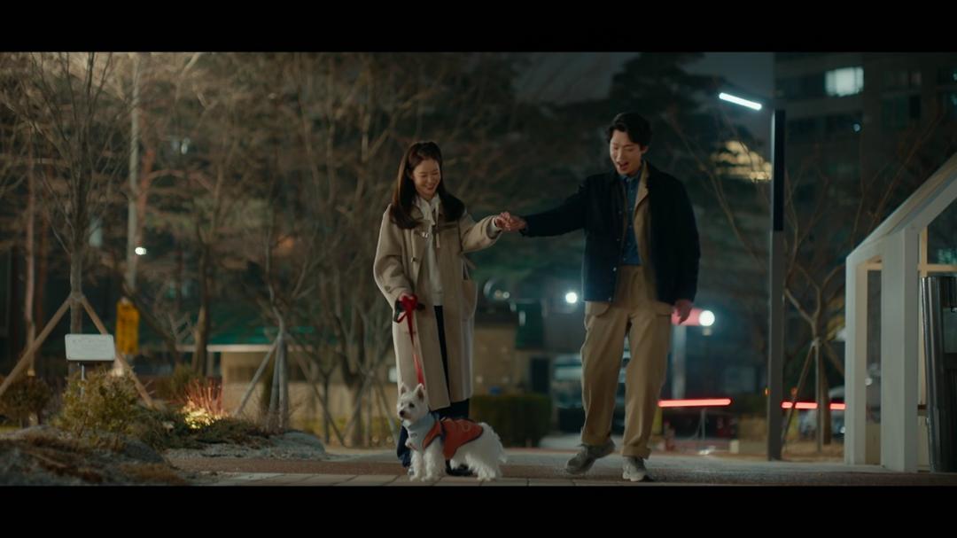 VS--Netflix-OhMyGhostClientsE10Episode10-62’04”.png