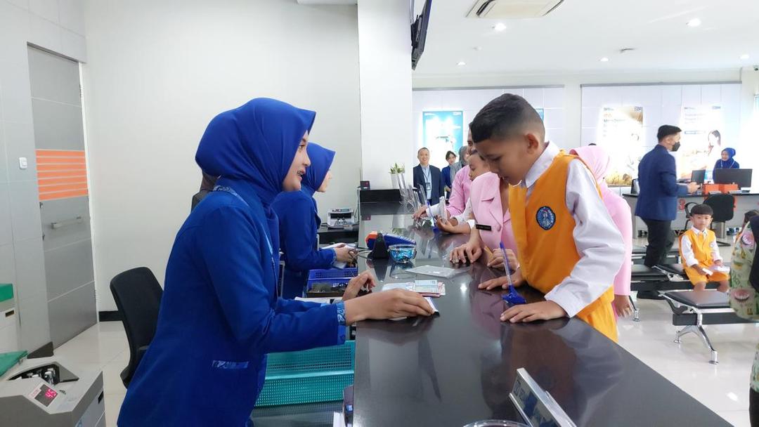 Bri, menabung, perbankan