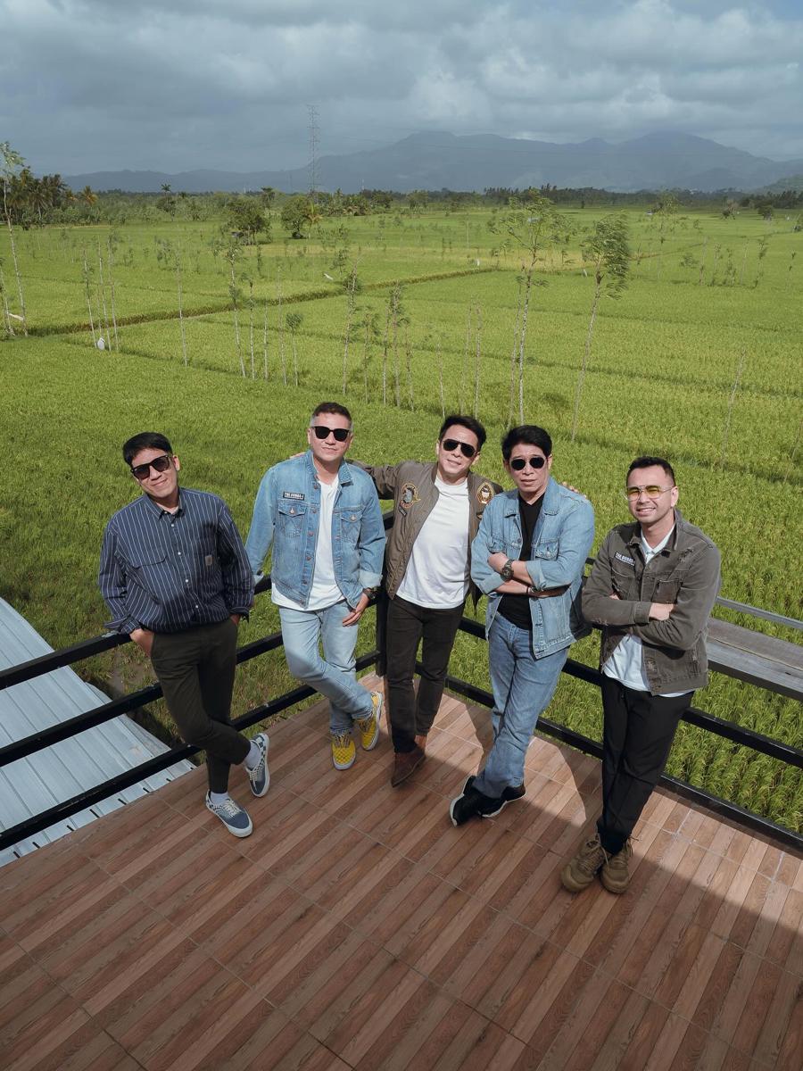 Parto Patrion ketemu Ariel Noah (instagram.com/raffinagita1717)