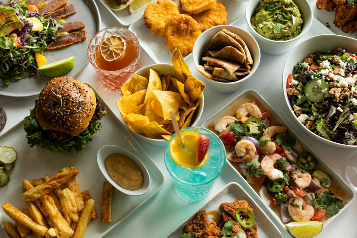 ilustrasi makanan (unsplash.com/Redd Francisco)